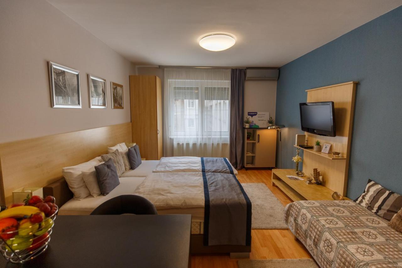 Mokka Apartments Miskolc Bagian luar foto