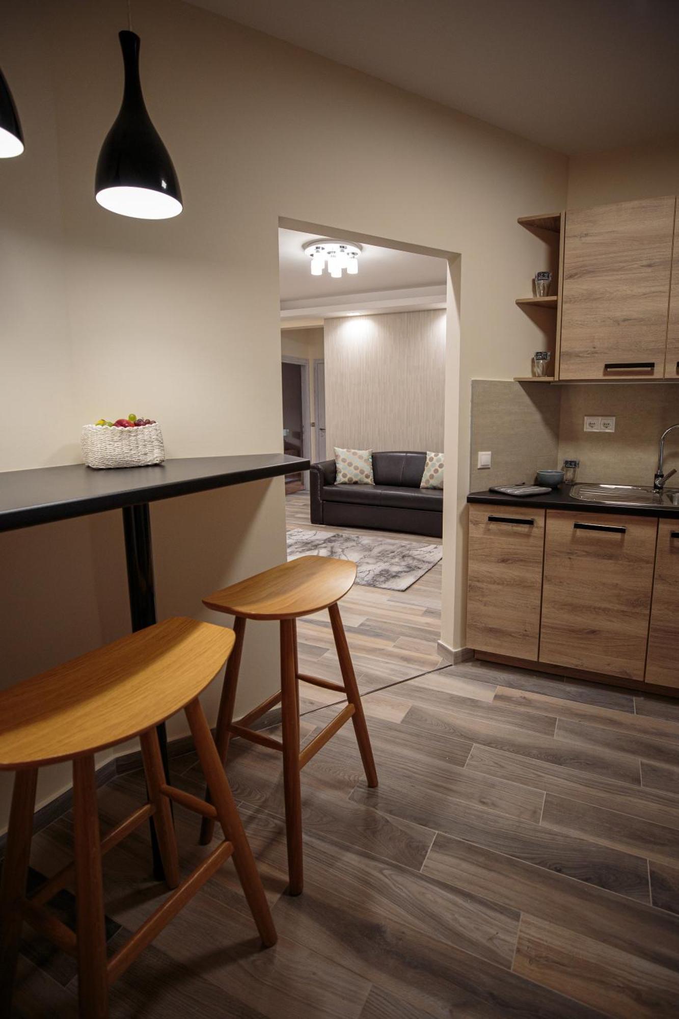 Mokka Apartments Miskolc Bagian luar foto