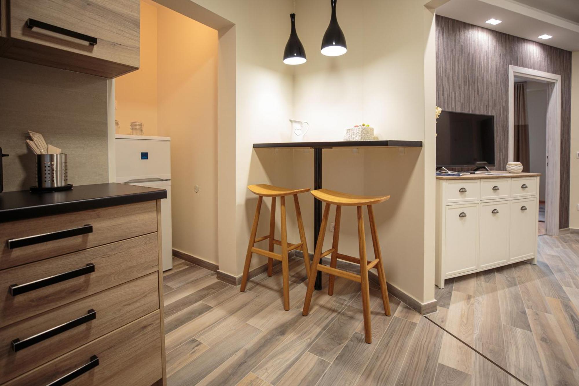 Mokka Apartments Miskolc Bagian luar foto